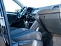 Volkswagen Tiguan 1.5 TSI ACT Highline | Trekhaak | Schuif/ Kantel Panoramadak | LED Koplampen | Adaptieve Cruise Control | Stoelverwarming | Virtual Cockpit | Climate Control | Apple Carplay | Android Auto | Metallic Lak | Privacy Glas | All Season |