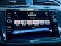 Volkswagen Tiguan 1.5 TSI ACT Highline | Trekhaak | Schuif/ Kantel Panoramadak | LED Koplampen | Adaptieve Cruise Control | Stoelverwarming | Virtual Cockpit | Climate Control | Apple Carplay | Android Auto | Metallic Lak | Privacy Glas | All Season |