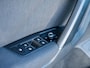 Volkswagen Tiguan 1.5 TSI ACT Highline | Trekhaak | Schuif/ Kantel Panoramadak | LED Koplampen | Adaptieve Cruise Control | Stoelverwarming | Virtual Cockpit | Climate Control | Apple Carplay | Android Auto | Metallic Lak | Privacy Glas | All Season |