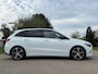 Mercedes-Benz B-klasse 180 Luxury Line Automaat | Panoramadak | Leder | Camera | Key-Less | Apple CarPlay-Android Auto | PDC | LED