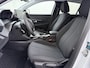 Peugeot e-208 Business 51 kWh | Demo | Navigatie | Camera achter | Parkeersensoren | Cruise control | Apple Carplay en Android auto draadloos