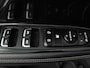 Kia Niro EV e-Niro ExecutiveLine 64 kWh | Schuifdak | Stoelgeheugen | Navigatie | Stoelverwarming/-Verkoeling | Dodehoekdetectie | Onderweg-naar-dealer