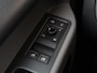 Volkswagen ID. Buzz Cargo Bulli Limited Edition 79 kWh 286PK | December rijden | 360 Camera | Navigatie via Apple carplay  | Trekhaak | Bijrijdersbank | LED Matrix | Alarm | 19 inch Lm velgen |