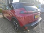 Peugeot e-2008 EV GT 54 kWh | Fase 3 laden | Luxe stoelen | Massage | Navigatie | Camera voor + achter | Adaptieve cruise control |