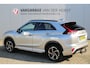 Mitsubishi Eclipse Cross 2.4-188pk PHEV 'Instyle'. Zeer nette en luxe Mitsubishi Eclipse plug-in-hybride, slechts 61.424km ! Autm. airco dual, adapt. cruise cntrl, Apple carplay/Android auto, trekhaak, telefoonvoorb., stoel- en achterbankverw., camera v+a, LED verl. etc. etc.
