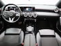 Mercedes-Benz A-klasse 200 Premium Plus VERWACHT !!! | AUTOMAAT | PANORAMADAK | VIRTUEEL | STOELVERWARMING | NAVIGATIE | CAMERA | SPORTSTOELEN | HAL-LEER | CLIMA | CRUISE | SFEERVERLICHTING | LMV | LED | 12 MAANDEN BOVAG GARANTIE |