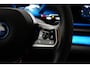 BMW i5 Touring M60 xDrive 84 kWh | Harman & Kardon | Trekhaak | Stoelverwarming | 20 Inch | Adaptief LED | Elektr. Klep | Carplay | Navi |