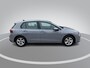 Volkswagen Golf 1.5 eTSI 150PK DSG Life Edition · Apple/Android Car Play · Navigatie · Head-Up display · Stoel-& stuurverwarming · Garantie t/m 21-04-2030 of 100000km.