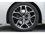 Peugeot 508 SW 1.6 HYBRID 225PK GT / CAMERA / STOELVERWARMING / PANO.DAK / ALCANTARA / AGR / MASSAGESTOEL / 18"LMV / KEYLESS / FULL-LED / NAVI / CLIMA / PDC / BLUETOOTH / ADAPT. CRUISECONTROL / 2E EIGENAAR / SCHITTERENDE STAAT !!