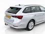 Skoda Octavia Combi 1.0 e-TSI 110pk DSG Business Edition | Navigatie | Stoelverwarming | Trekhaak