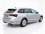 Skoda Octavia Combi 1.0 e-TSI 110pk DSG Business Edition | Navigatie | Stoelverwarming | Trekhaak