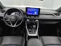 Toyota RAV4 2.5 Hybrid Style | BTW voertuig | Elektrische achterklep | Stoelverwarming | Navigatie | Apple CarPlay/Android Auto | Parkeersensoren voor+achter | Draadloze telefoonlader | Cruise Control Adaptive |