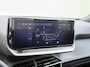 Peugeot 2008 Allure 100pk | Navigatie | Camera achter | Parkeersensoren | Cruise control | Lichtmetalen velgen | LED koplampen | Apple Carplay en Android auto