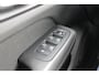 Volvo V60 T6 340PK Automaat Recharge AWD Business Pro Road Sign Information / Adaptieve Cruise Control / 18" lichtmetalen velgen / Stoelverwarming / Stuurwielverwarming /