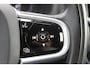 Volvo V60 T6 340PK Automaat Recharge AWD Business Pro Road Sign Information / Adaptieve Cruise Control / 18" lichtmetalen velgen / Stoelverwarming / Stuurwielverwarming /