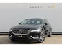 Volvo V60 T6 340PK Automaat Recharge AWD Business Pro Road Sign Information / Adaptieve Cruise Control / 18" lichtmetalen velgen / Stoelverwarming / Stuurwielverwarming /