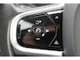 Volvo V60 T6 340PK Automaat Recharge AWD Business Pro Road Sign Information / Adaptieve Cruise Control / 18" lichtmetalen velgen / Stoelverwarming / Stuurwielverwarming /