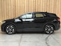 Volkswagen ID.4 Pro 77 kWh SoH 94,68% | Warmtepomp | Apple CarPlay/Android Auto | Adaptieve cruise control | Climate control | LED koplampen | Navigatiesysteem | Voorstoelen en stuurwiel verwarmd | Parkeersensoren voor en achter