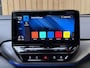 Volkswagen ID.4 Pro 77 kWh SoH 94,68% | Warmtepomp | Apple CarPlay/Android Auto | Adaptieve cruise control | Climate control | LED koplampen | Navigatiesysteem | Voorstoelen en stuurwiel verwarmd | Parkeersensoren voor en achter