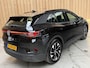 Volkswagen ID.4 Pro 77 kWh SoH 94,68% | Warmtepomp | Apple CarPlay/Android Auto | Adaptieve cruise control | Climate control | LED koplampen | Navigatiesysteem | Voorstoelen en stuurwiel verwarmd | Parkeersensoren voor en achter
