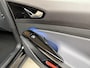 Volkswagen ID.4 Pro 77 kWh SoH 94,68% | Warmtepomp | Apple CarPlay/Android Auto | Adaptieve cruise control | Climate control | LED koplampen | Navigatiesysteem | Voorstoelen en stuurwiel verwarmd | Parkeersensoren voor en achter