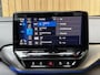 Volkswagen ID.4 Pro 77 kWh SoH 94,68% | Warmtepomp | Apple CarPlay/Android Auto | Adaptieve cruise control | Climate control | LED koplampen | Navigatiesysteem | Voorstoelen en stuurwiel verwarmd | Parkeersensoren voor en achter