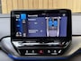 Volkswagen ID.4 Pro 77 kWh SoH 94,68% | Warmtepomp | Apple CarPlay/Android Auto | Adaptieve cruise control | Climate control | LED koplampen | Navigatiesysteem | Voorstoelen en stuurwiel verwarmd | Parkeersensoren voor en achter
