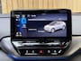 Volkswagen ID.4 Pro 77 kWh SoH 94,68% | Warmtepomp | Apple CarPlay/Android Auto | Adaptieve cruise control | Climate control | LED koplampen | Navigatiesysteem | Voorstoelen en stuurwiel verwarmd | Parkeersensoren voor en achter