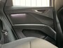 Audi Q4 e-tron 40 Launch edition Advanced Plus 77 kWh SoH 95,39% | Achteruitrijcamera | Adaptieve cruise control | Apple CarPlay/Android Auto | Matrix LED | Navigatiesysteem | Voorstoelen verwarmd | Warmtepomp | Parkeersensoren voor en achter