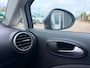 SEAT Leon 1.2 TSI Ecomotive Businessline COPA 5 drs met parkeersensoren en bluetooth telefoon en navigatie en en cruise controle