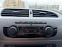 SEAT Leon 1.2 TSI Ecomotive Businessline COPA 5 drs met parkeersensoren en bluetooth telefoon en navigatie en en cruise controle