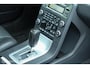 Volvo V70 2.0T R-Edition | High performance sound | Stoelverwarming | Camera | Automaat | Zeer netjes | Trekhaak | Vernieuwde automaat
