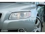 Volvo V70 2.0T R-Edition | High performance sound | Stoelverwarming | Camera | Automaat | Zeer netjes | Trekhaak | Vernieuwde automaat