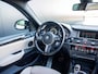 BMW X4 xDrive35i High Executive M Sport Edition | M-Sport | Schuif kanteldak | Stoelverwarming | Head-Up Display | Achteruitrijcamera |