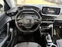 Peugeot e-2008 EV Blue Lease Allure 50 kWh | Achteruitrijcamera | Navigatie | Trekhaak voor fietsendrager | Navigatie | Cruise Control