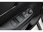 Toyota Yaris Cross 1.5 Hybrid 115 First Edition | Dodehoek detectie | Stoel-/stuurverwarming | Verwarmbare voorruit | BearLock | Adaptive Cruise | Parkeersensoren voor/achter | Apple Carplay / Android Auto | Keyless | 17 inch