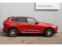 Volvo XC60 2.0 B5 Inscription | Trekhaak| | Adaptieve Cruise Control| Alarm klasse 3| Stoel- en stuurwielverwarming| Standkachel| Extra getint glas| 20"Lichtmetalen velgen| Verwarmbare voorruit