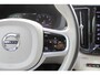 Volvo XC60 2.0 B5 Inscription | Trekhaak| | Adaptieve Cruise Control| Alarm klasse 3| Stoel- en stuurwielverwarming| Standkachel| Extra getint glas| 20"Lichtmetalen velgen| Verwarmbare voorruit