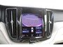 Volvo XC60 2.0 B5 Inscription | Trekhaak| | Adaptieve Cruise Control| Alarm klasse 3| Stoel- en stuurwielverwarming| Standkachel| Extra getint glas| 20"Lichtmetalen velgen| Verwarmbare voorruit