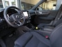 Volvo XC40 RECHARGE CORE 70 KWH / soh 92% / Trekhaak / Camera / BOVAG garantie