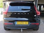 Volvo XC40 RECHARGE CORE 70 KWH / soh 92% / Trekhaak / Camera / BOVAG garantie