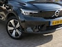 Volvo XC40 RECHARGE CORE 70 KWH / soh 92% / Trekhaak / Camera / BOVAG garantie
