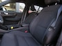 Volvo XC40 RECHARGE CORE 70 KWH / soh 92% / Trekhaak / Camera / BOVAG garantie