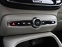 Volvo XC40 B4 AUT(7) MOMENTUM+ LEDER ACC BLIS STANDKACHEL NAVI BLUETOOTH