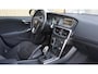 Volvo V40 1.6 T3 150pk Momentum Navi Virtual Cockpit 16inch LM Cruise Control *NL auto* Dealer o.h.