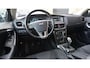 Volvo V40 1.6 T3 150pk Momentum Navi Virtual Cockpit 16inch LM Cruise Control *NL auto* Dealer o.h.
