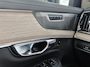 Volvo XC90 T8 455PK Plug-in hybrid AWD Ultra Dark | BLIS | 360 Camera | H&K | Luchtvering | Trekhaak | Pano | HUD | ACC |