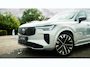 Volvo XC90 T8 455PK Plug-in hybrid AWD Ultra Dark | BLIS | 360 Camera | H&K | Luchtvering | Trekhaak | Pano | HUD | ACC |