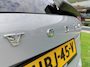 Volvo XC90 T8 455PK Plug-in hybrid AWD Ultra Dark | BLIS | 360 Camera | H&K | Luchtvering | Trekhaak | Pano | HUD | ACC |