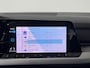 Volkswagen Golf 1.5 eTSI Life Business | Stoelverwarming | Apple CarPlay / Android Auto | Parkeersensoren V+A | Adaptive Cruise Control |